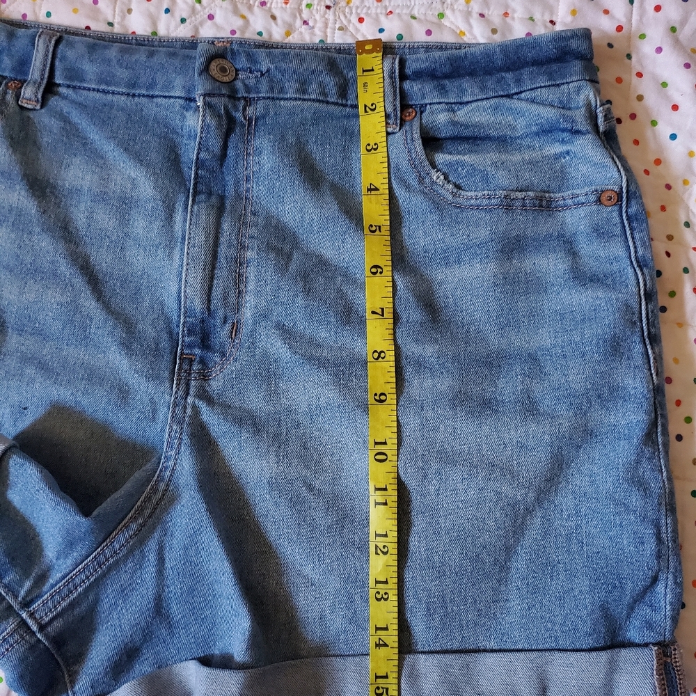 American Eagle stretch Curvy mom short size 18. - Picture 12 of 12